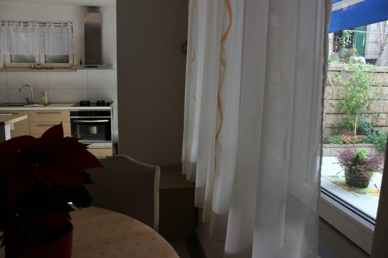 Apartment Pino Pucisca Eksteriør billede